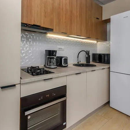 Lakefront Luxe